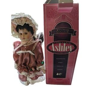 Porcelain Ashley Collectible Doll Wyndham Lane in Original Box NEW Old Stock
